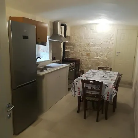 Trulli Manuela 2 Lantställe Locorotondo