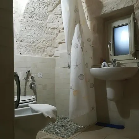 Trulli Manuela 2 Locorotondo