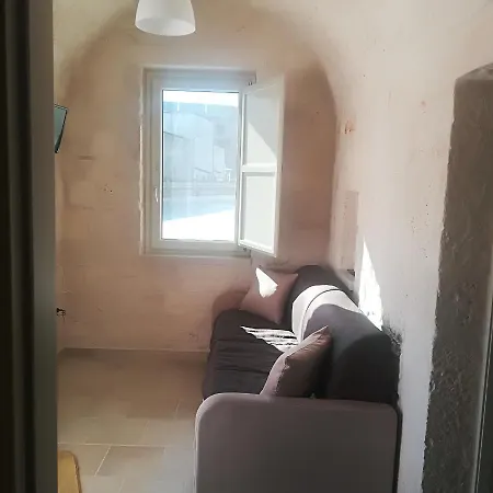 Lantställe Trulli Manuela 2 *