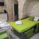 Trulli Manuela 2