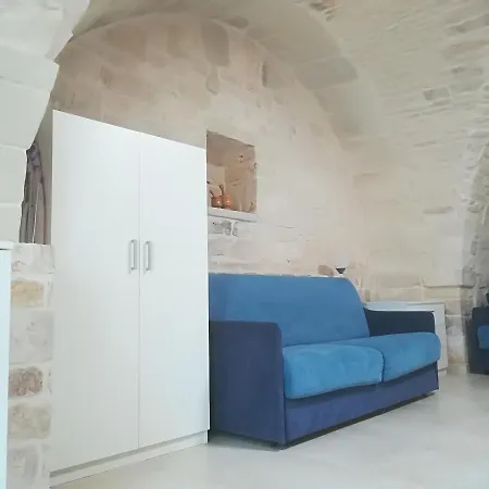 Trulli Manuela 2 * ロコロトンド