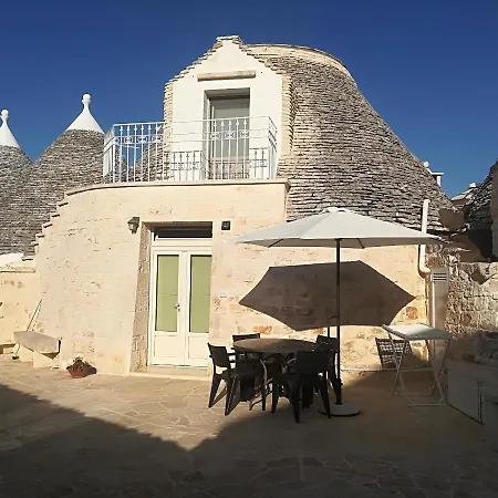 Trulli Manuela 2 *